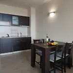 Europroperties Nikea Park 아파트 골든샌드