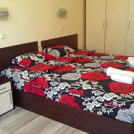 Apartament Europroperties Nikea Park Nisipurile de Aur